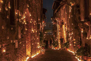 borgo di Vallerano nella Notte delle Candele