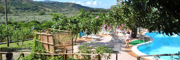 Piscina del bioagriturismo I Cedri