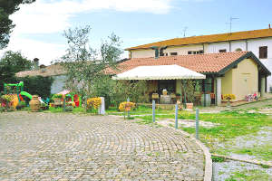 Podere San Michele, azienda agrituristica family friendly con camere e ristorante